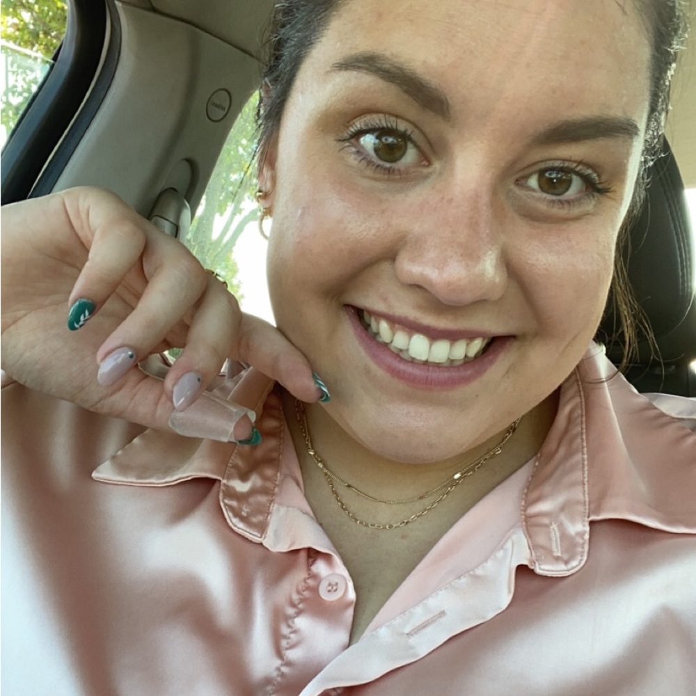 Meet your Posher, Becca